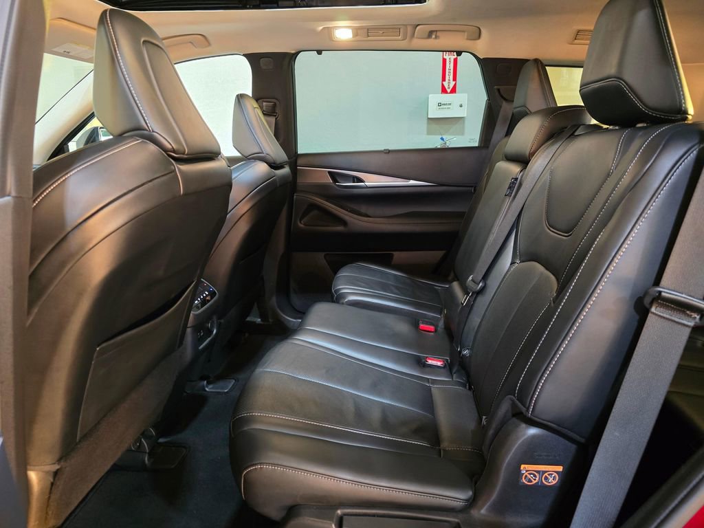 Used 2023 INFINITI QX60 Luxe w/ Cargo Package image 24