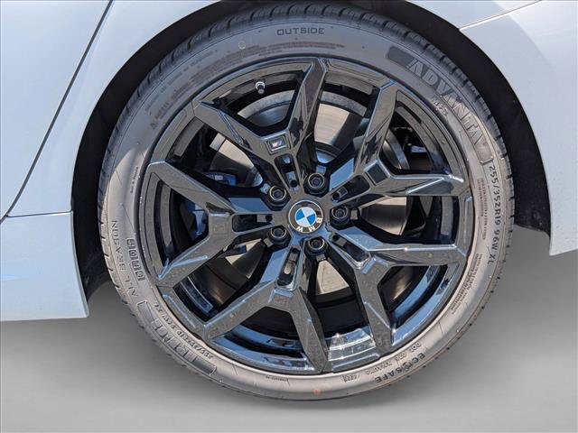 Used 2025 BMW M340i RWD image 13