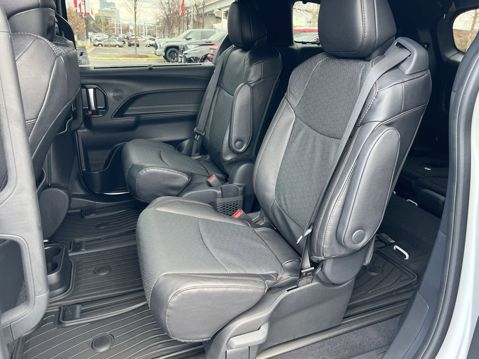 New 2026 Toyota Sienna Limited image 19