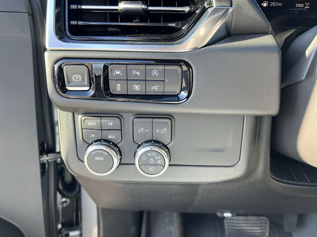 New 2026 GMC Yukon XL Denali w/ Sun & Power Step Package AWD/4WD image 18