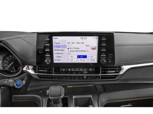 Certified 2023 Toyota Sienna XSE AWD/4WD image 10
