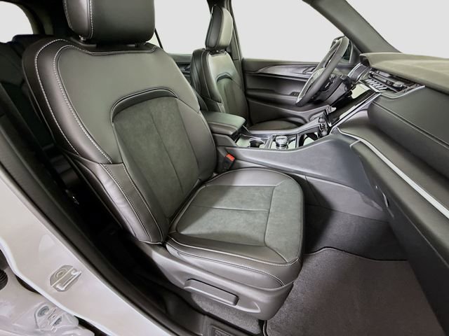 New 2025 Jeep Grand Cherokee Laredo image 26