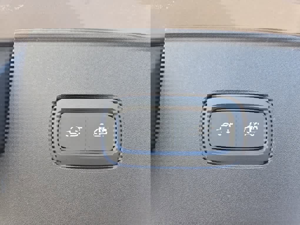 New 2026 Volvo EX90 Ultra image 7