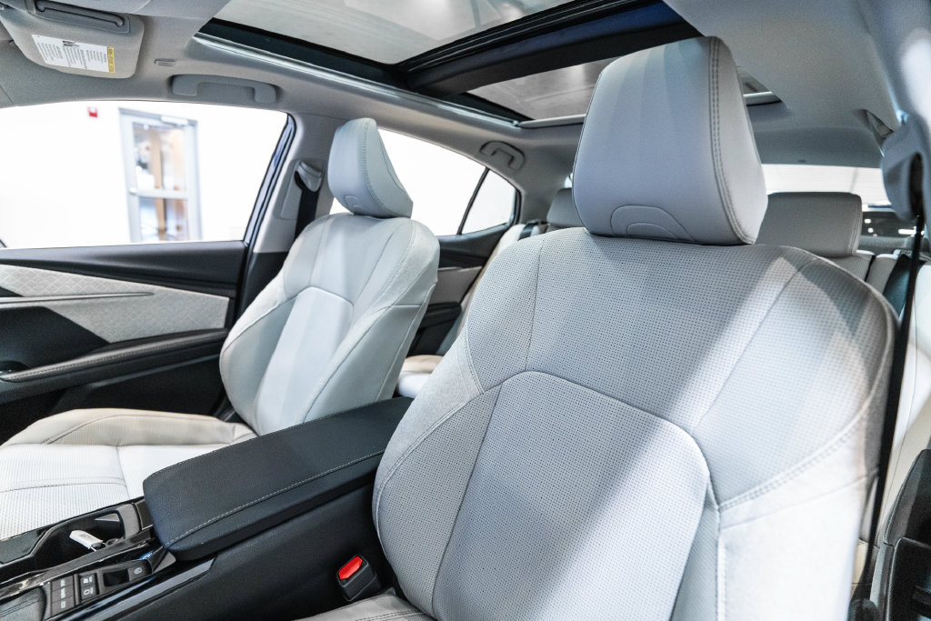 New 2026 Toyota Camry XLE w/ Premium Plus Package AWD/4WD image 6