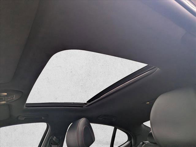 Used 2019 Genesis G70 2.0T Advanced w/ Sport Package image 16