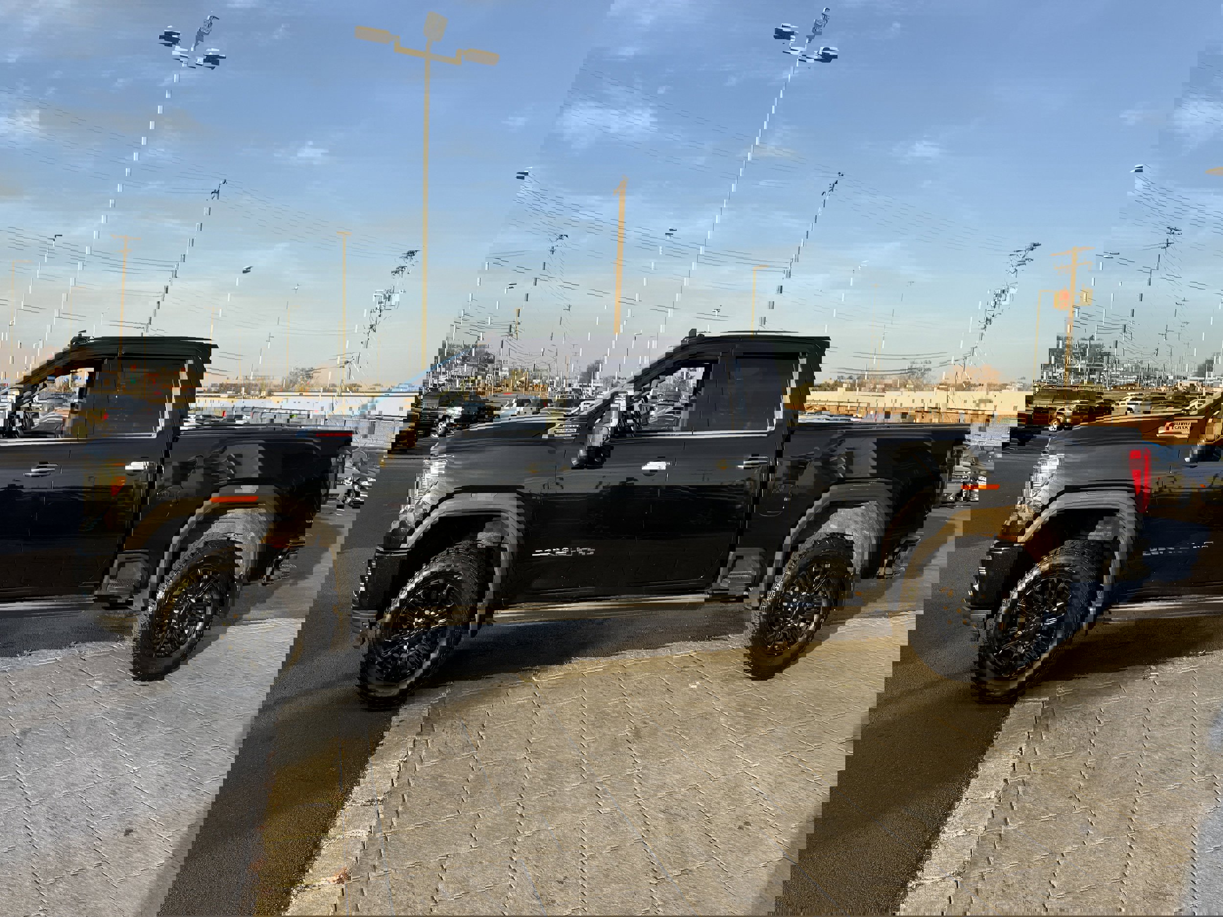 Used 2021 GMC Sierra 2500 Denali w/ Denali Ultimate Package image 7