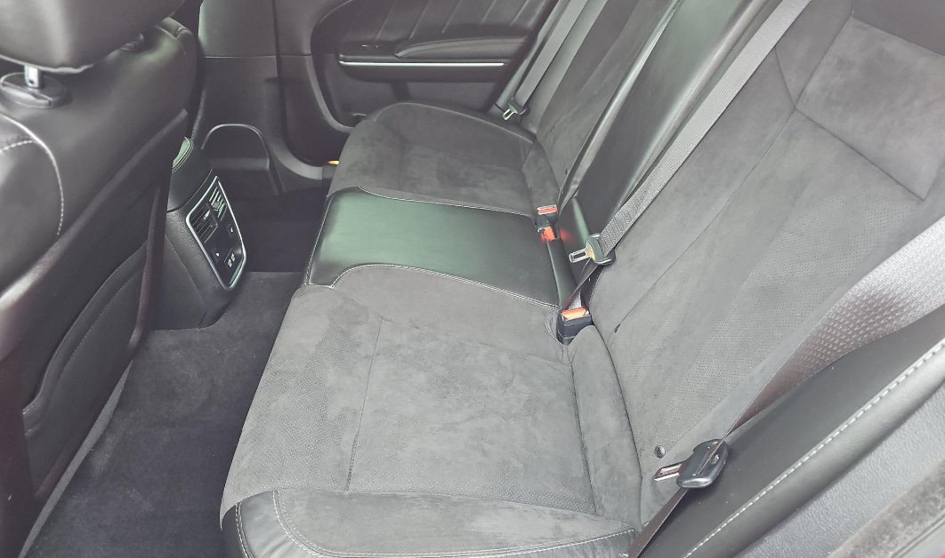 Used 2019 Dodge Charger Scat Pack w/ Plus Group RWD image 5