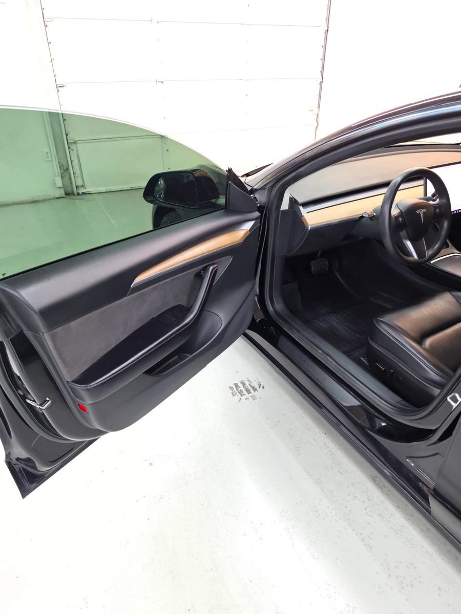 Used 2022 Tesla Model 3 RWD image 13
