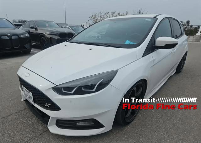 Used 2018 Ford Focus ST w/ Equipment Group 401A image 2