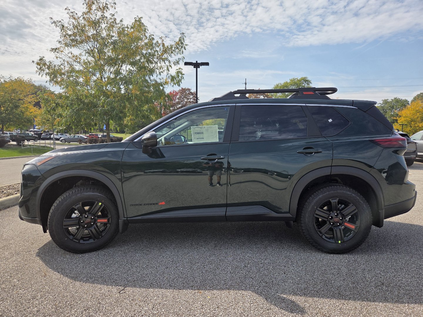 New 2027 Nissan Rogue SV AWD/4WD image 13