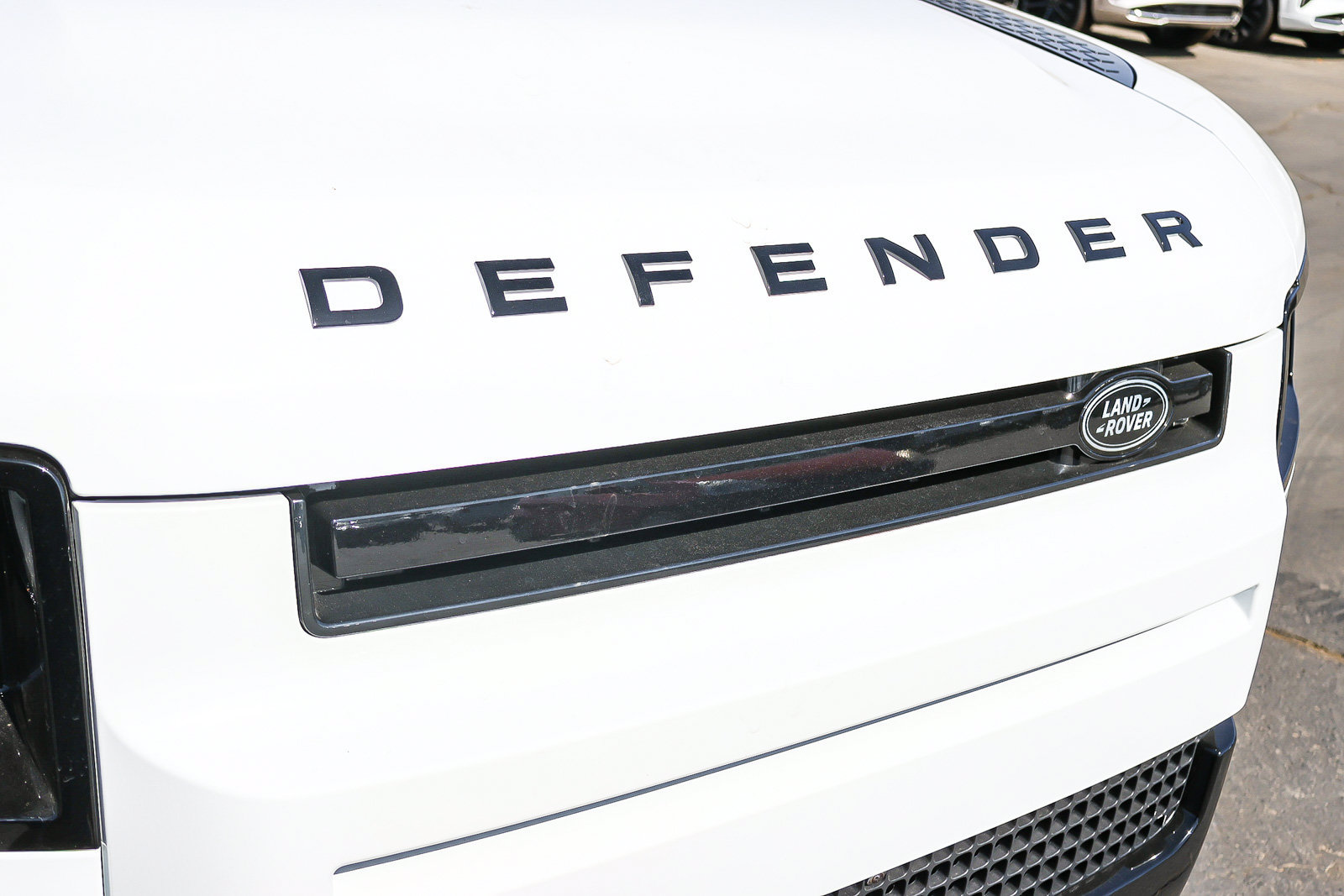 New 2026 Land Rover Defender 110 X-Dynamic SE AWD/4WD image 11