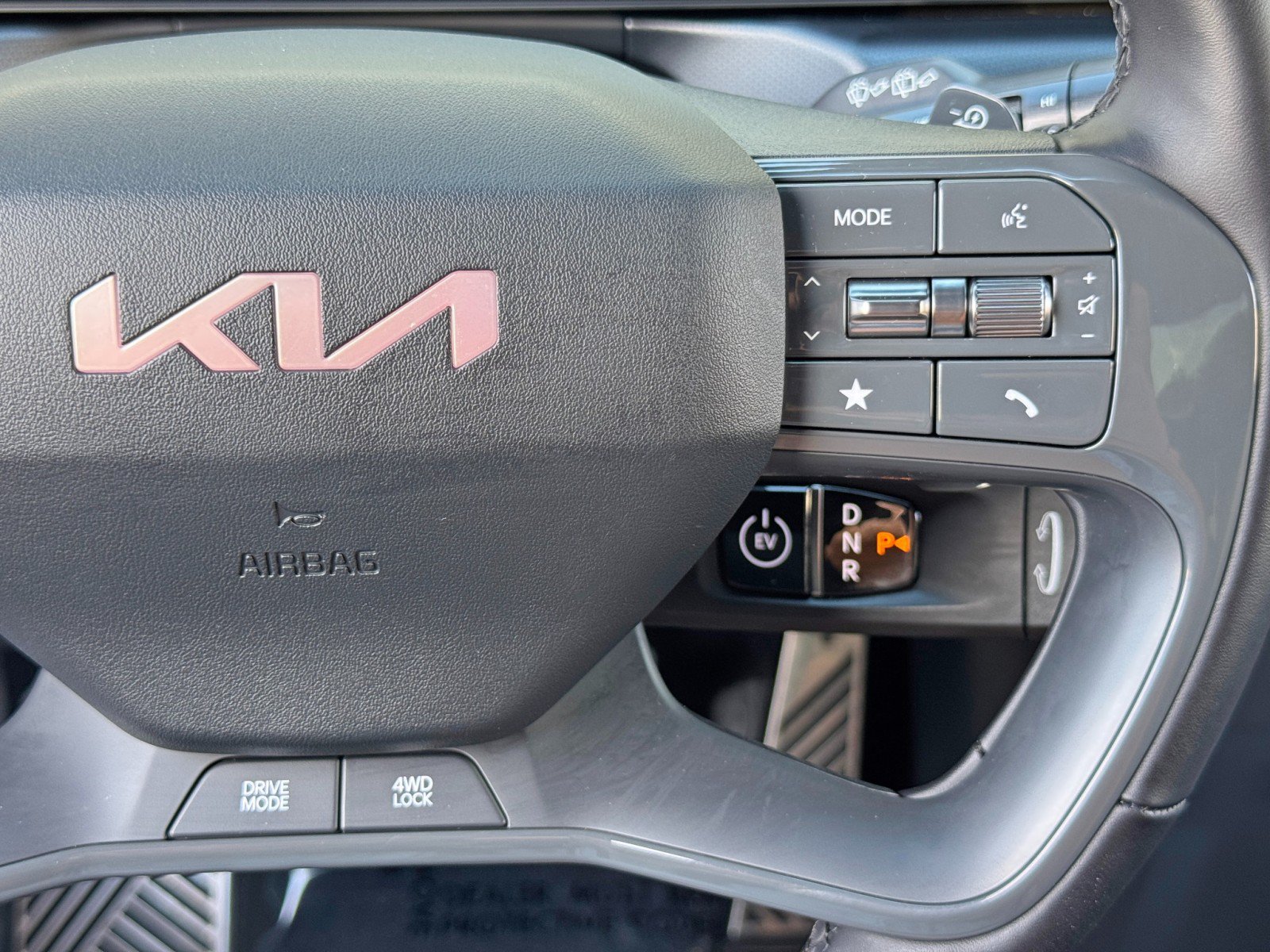 Used 2024 Kia EV9 GT-Line AWD/4WD image 22