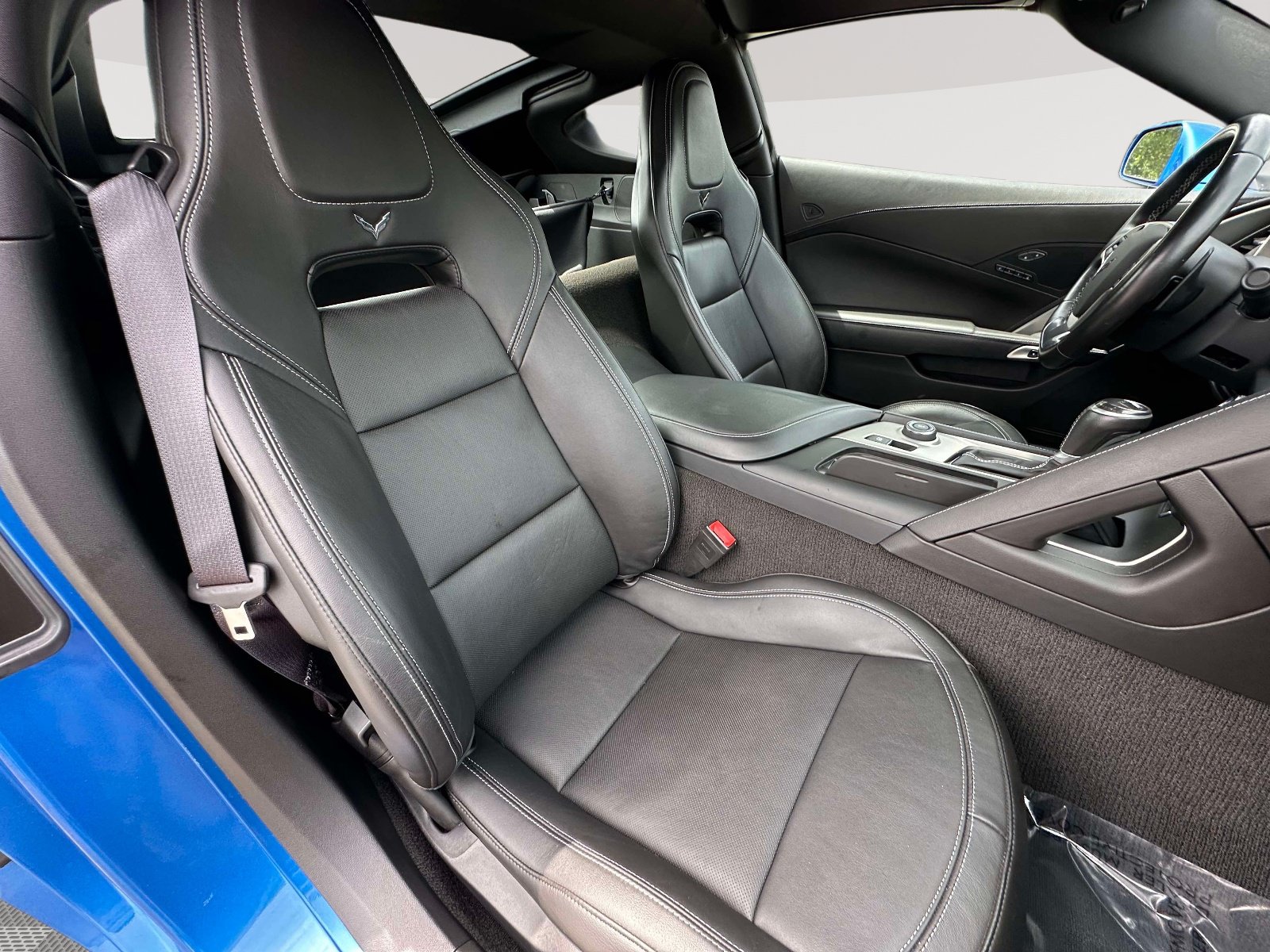 Used 2016 Chevrolet Corvette Stingray Coupe w/ 2LT Preferred Equipment Group RWD image 29