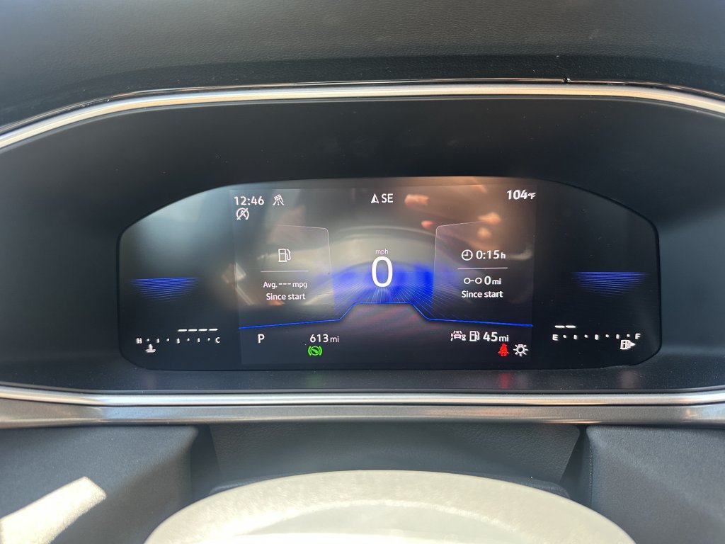Used 2025 Volkswagen Taos SE AWD/4WD image 17
