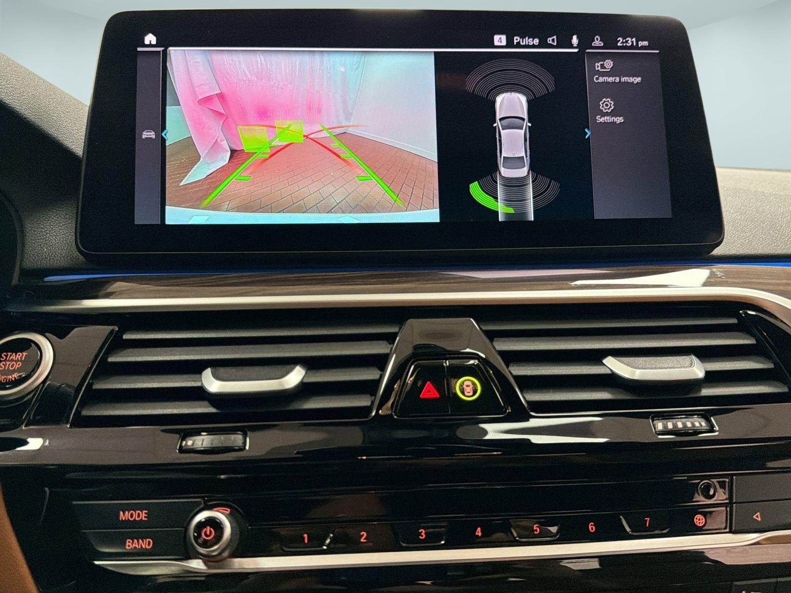 Used 2023 BMW 530e xDrive w/ Premium Package image 24