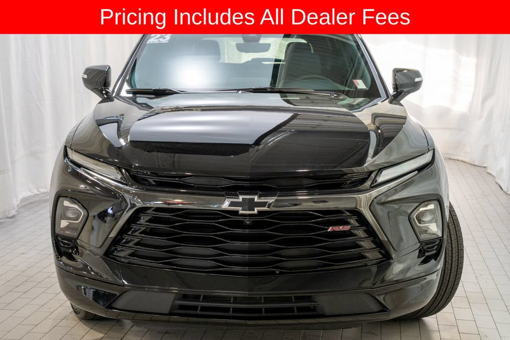 Used 2023 Chevrolet Blazer RS w/ Driver Confidence II Package FWD image 2