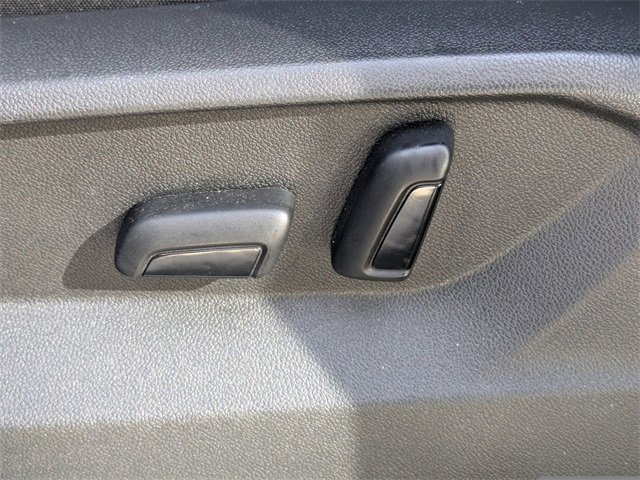 Used 2024 Volkswagen Atlas Cross Sport SE image 17