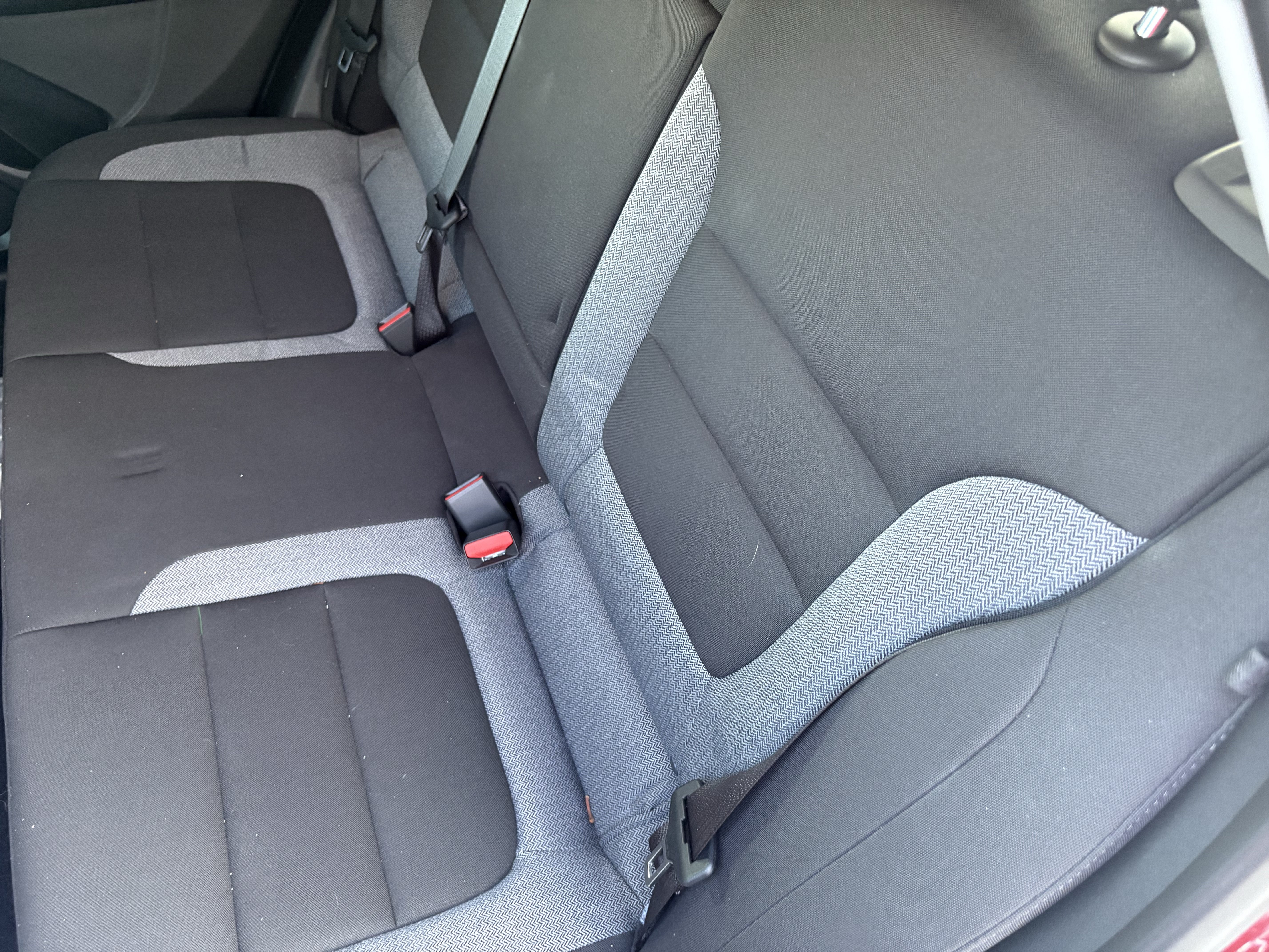 Used 2025 Chevrolet TrailBlazer LT w/ Convenience Package FWD image 9