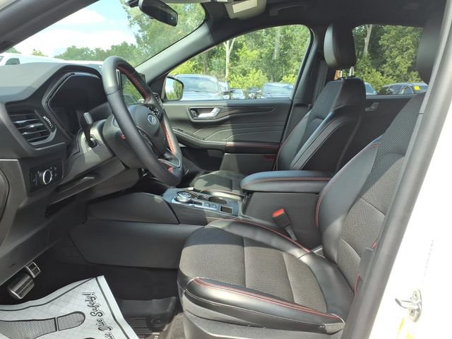 Certified 2024 Ford Escape ST-Line w/ Tech Pack #1 AWD/4WD image 12