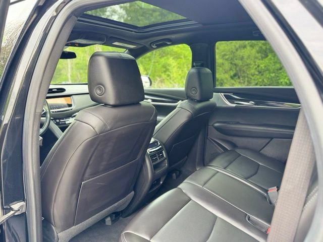 Used 2023 Cadillac XT5 Premium Luxury AWD/4WD image 13