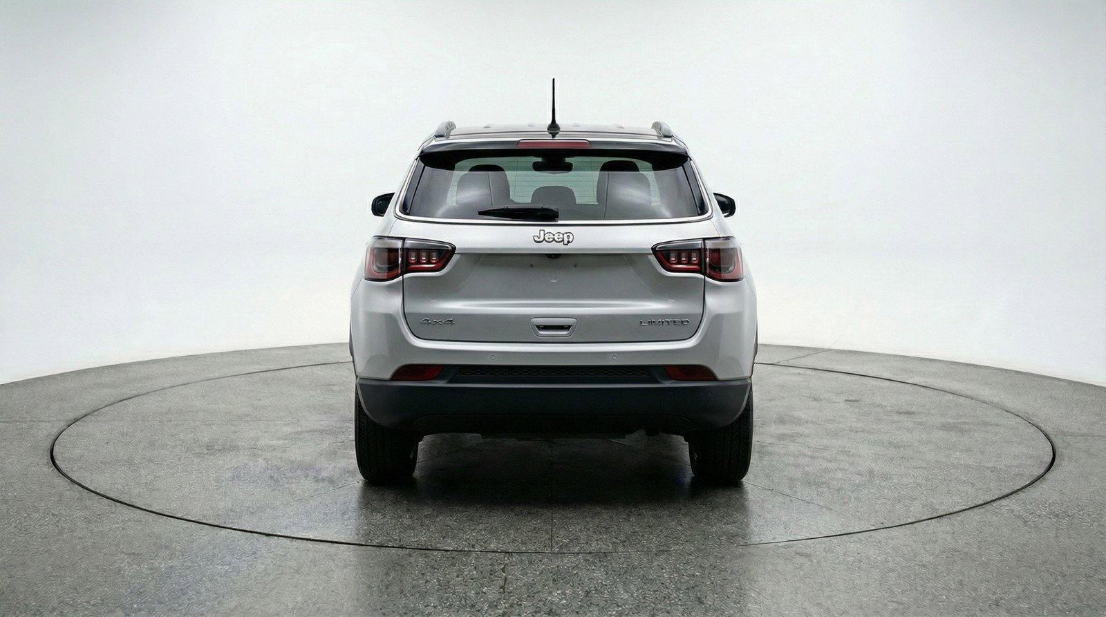 Used 2025 Jeep Compass Limited image 7