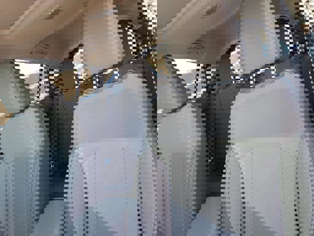 Certified 2025 Subaru Crosstrek 2.0i Premium image 26