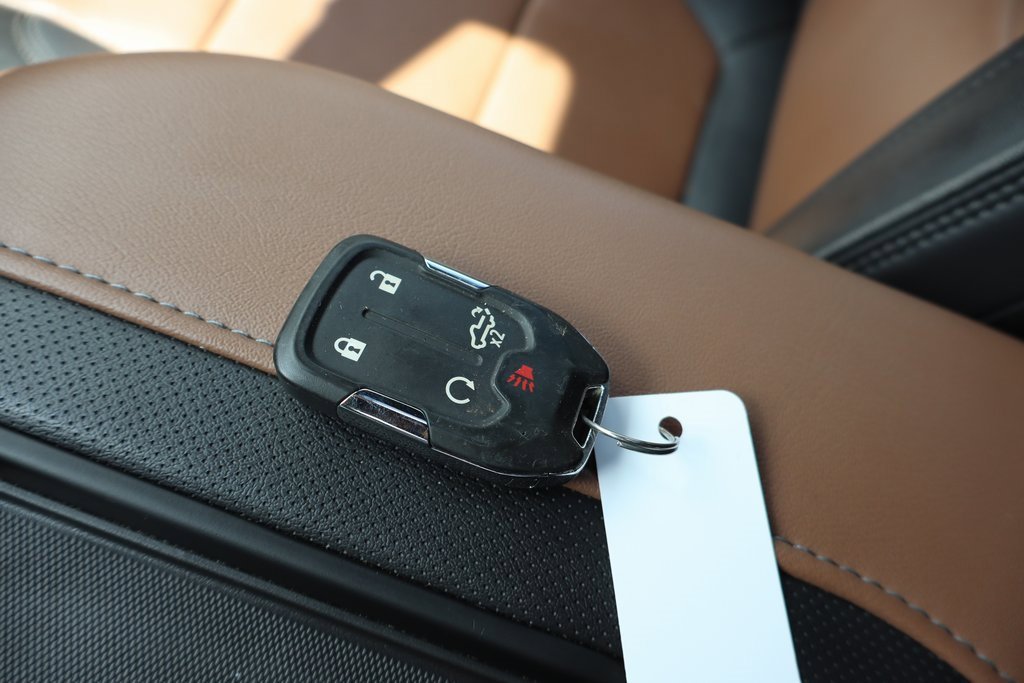 Used 2021 Chevrolet Silverado 1500 High Country w/ Technology Package image 20