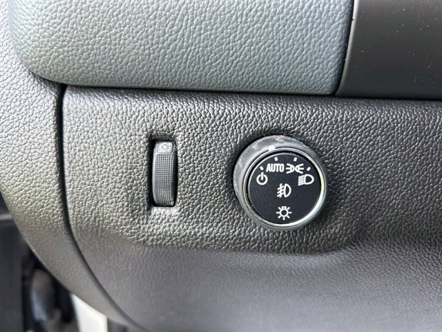 Used 2015 Chevrolet Colorado Z71 RWD image 18