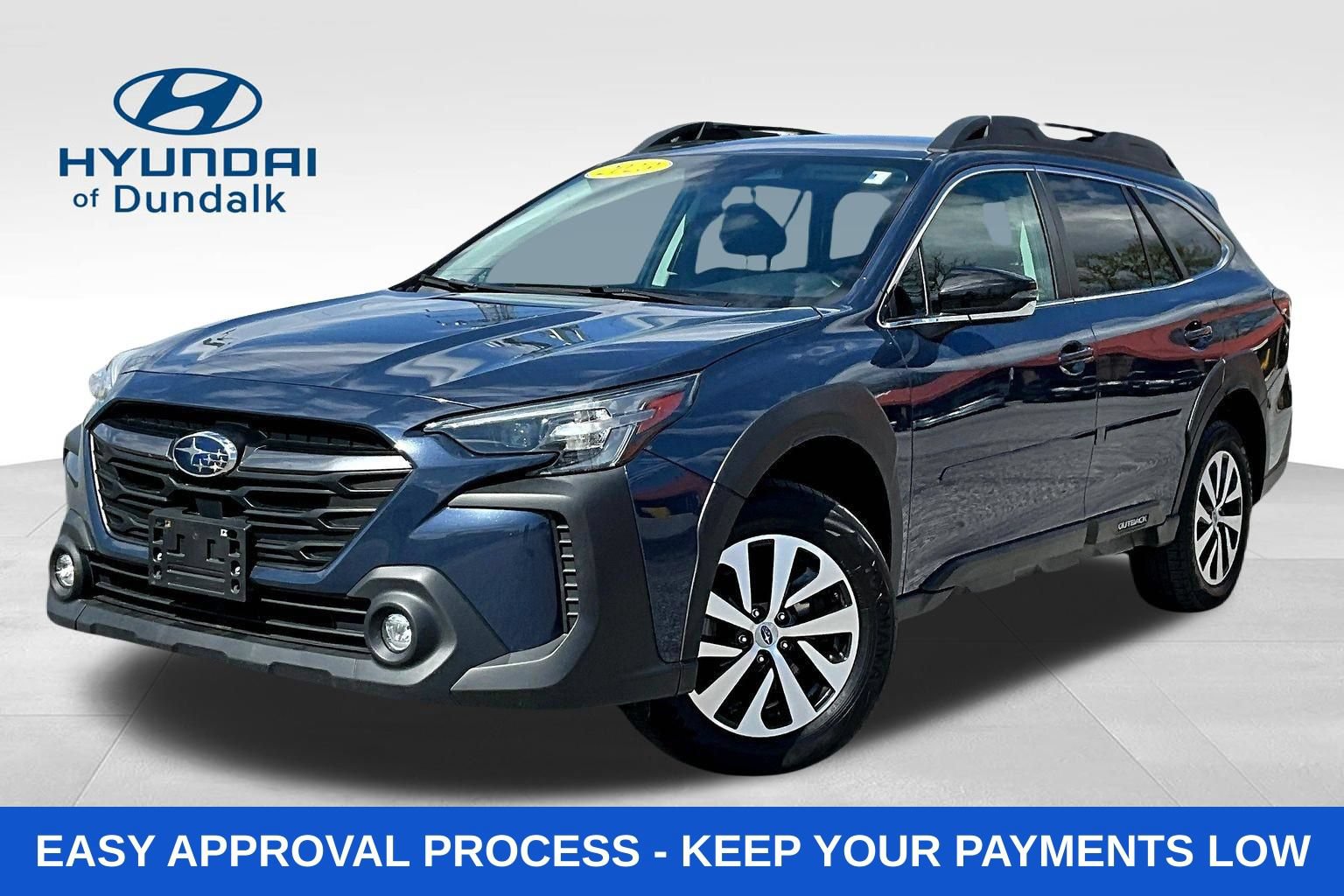 Used 2023 Subaru Outback Premium AWD/4WD image 1