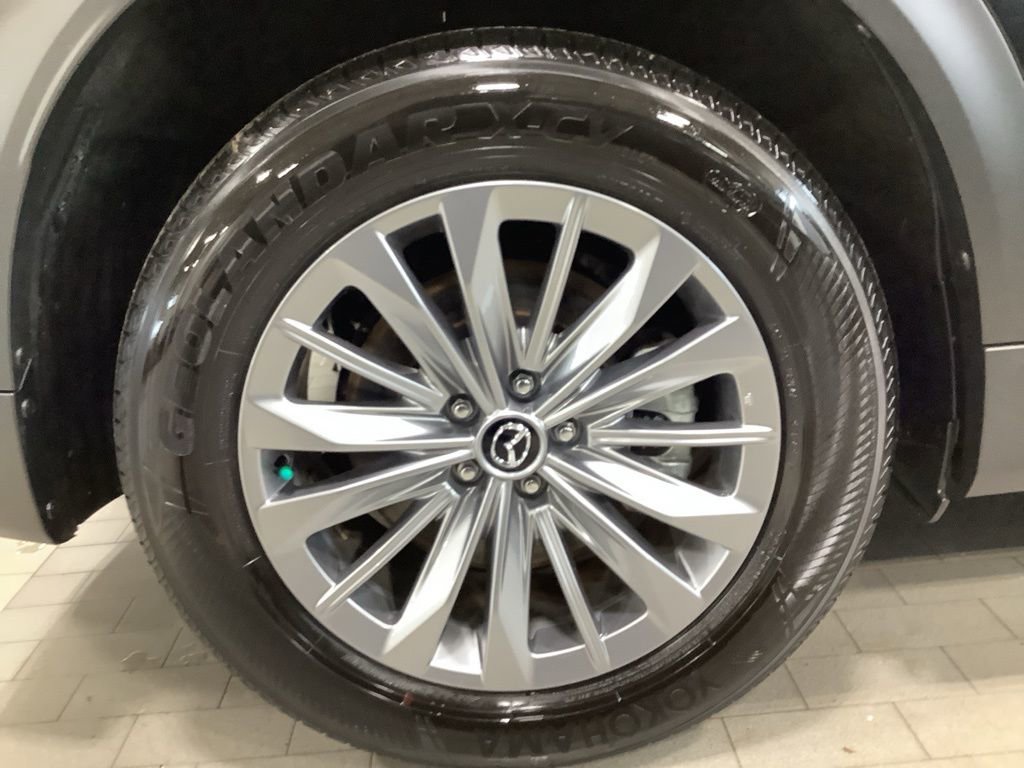 Certified 2025 MAZDA CX-90 3.3 Turbo w/ Select Package image 30