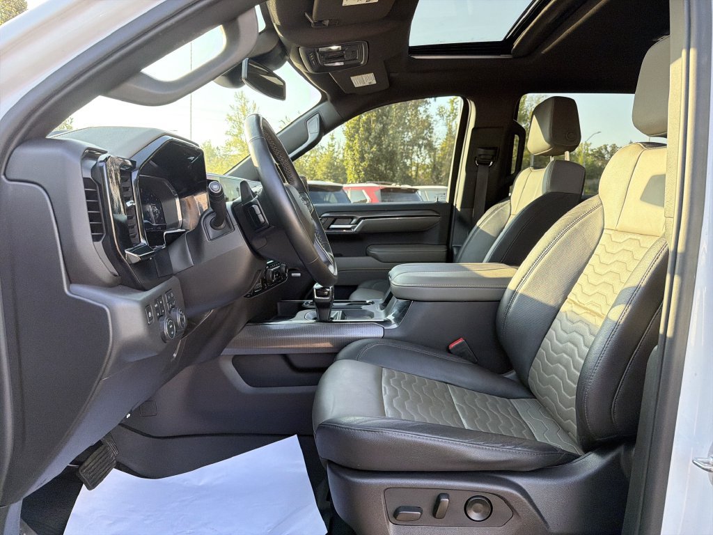 Used 2024 Chevrolet Silverado 1500 ZR2 AWD/4WD image 11