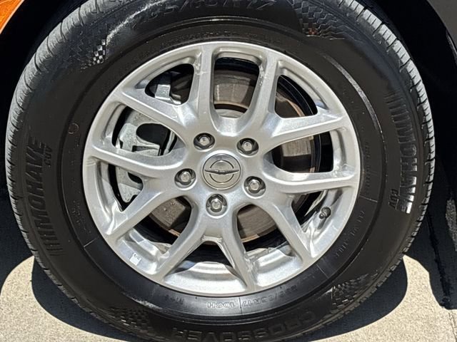 Used 2024 Chrysler Pacifica Touring-L image 10