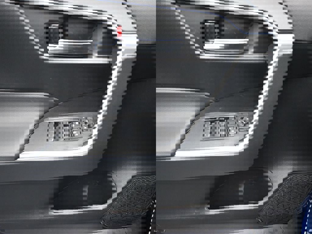 New 2025 Toyota RAV4 XLE w/ Convenience Package image 20