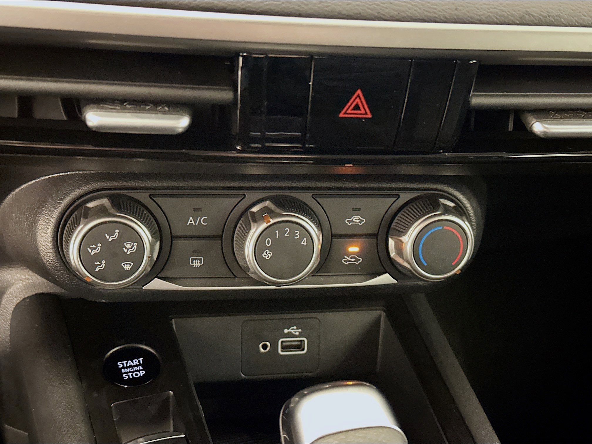 Used 2025 Nissan Kicks S image 23