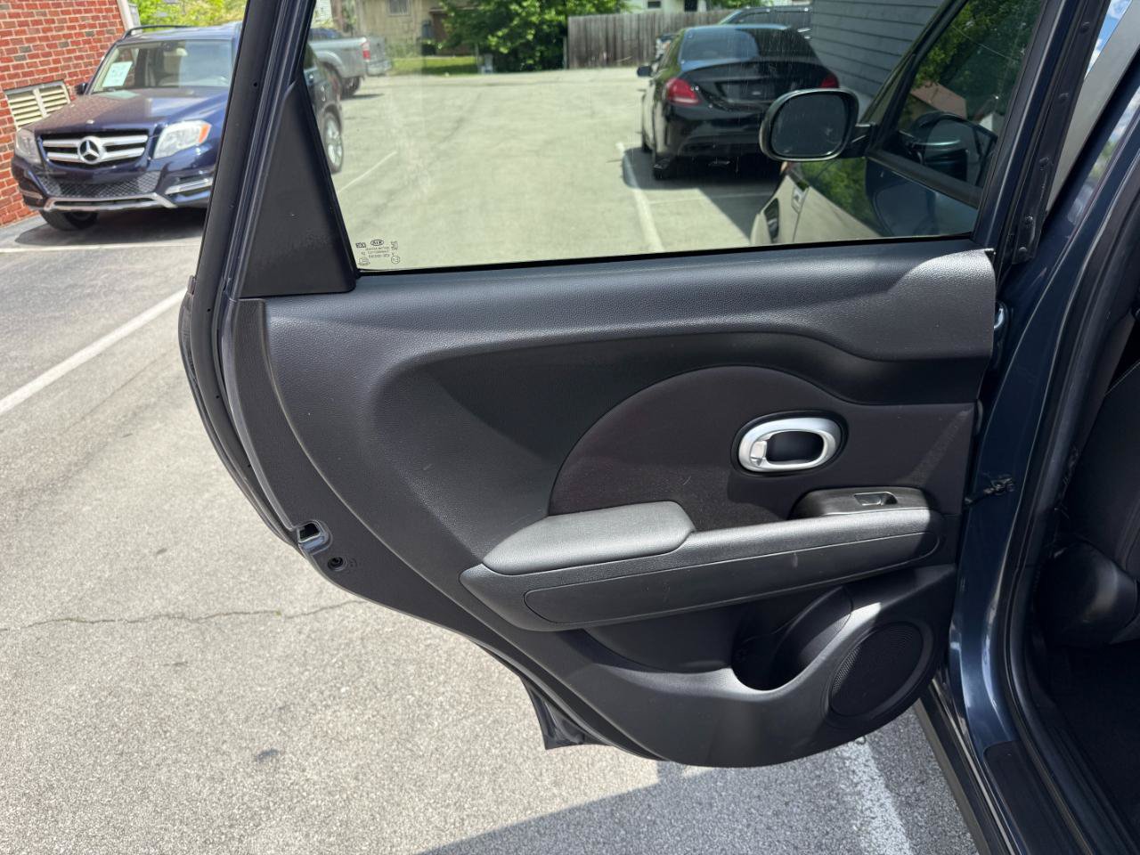 Used 2015 Kia Soul + FWD image 26