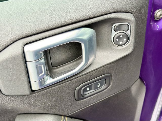 Used 2026 Jeep Wrangler Unlimited Sahara AWD/4WD image 19