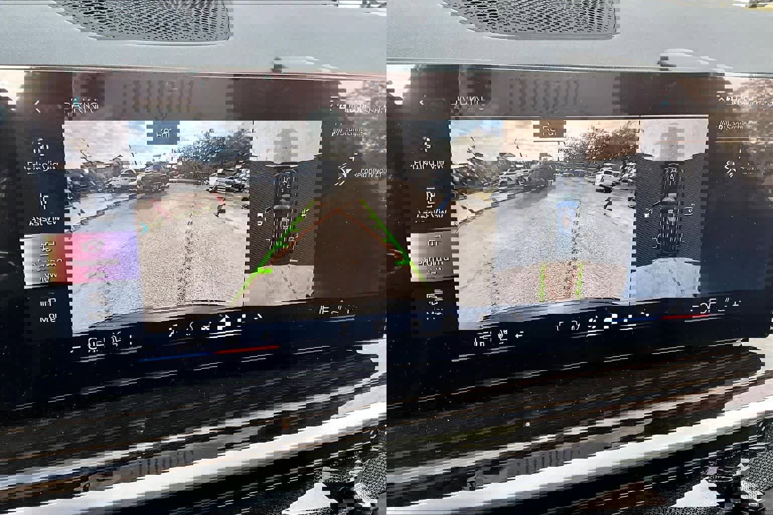 Used 2026 BMW X5 sDrive40i w/ Executive Package image 25