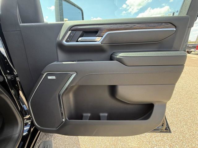 New 2025 GMC Sierra 2500 SLT w/ Texas SLT Premium Package image 30