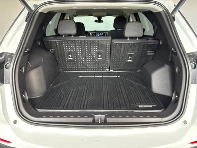 Used 2024 Chevrolet Equinox LT FWD image 25