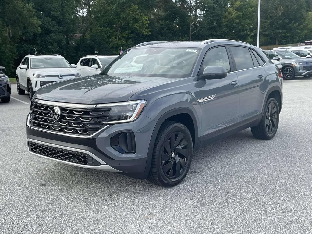 New 2026 Volkswagen Atlas Cross Sport SE FWD image 3