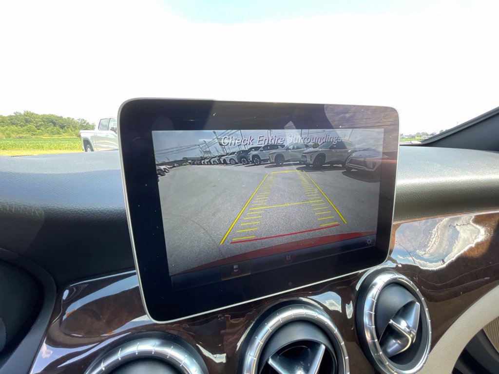 Used 2018 Mercedes-Benz CLA 250 image 21