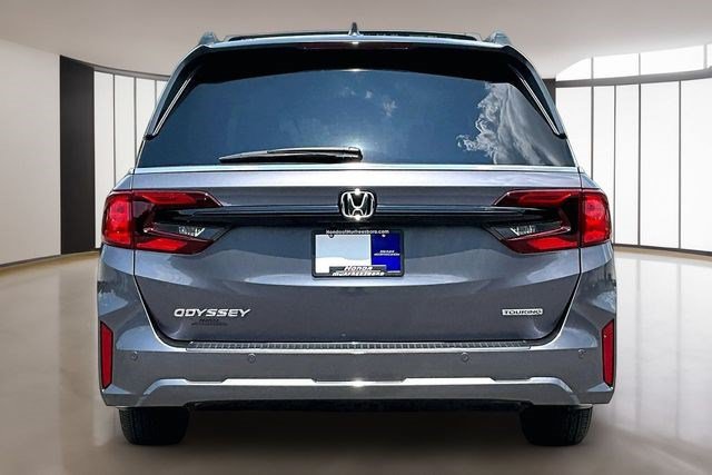 Certified 2025 Honda Odyssey Touring image 5