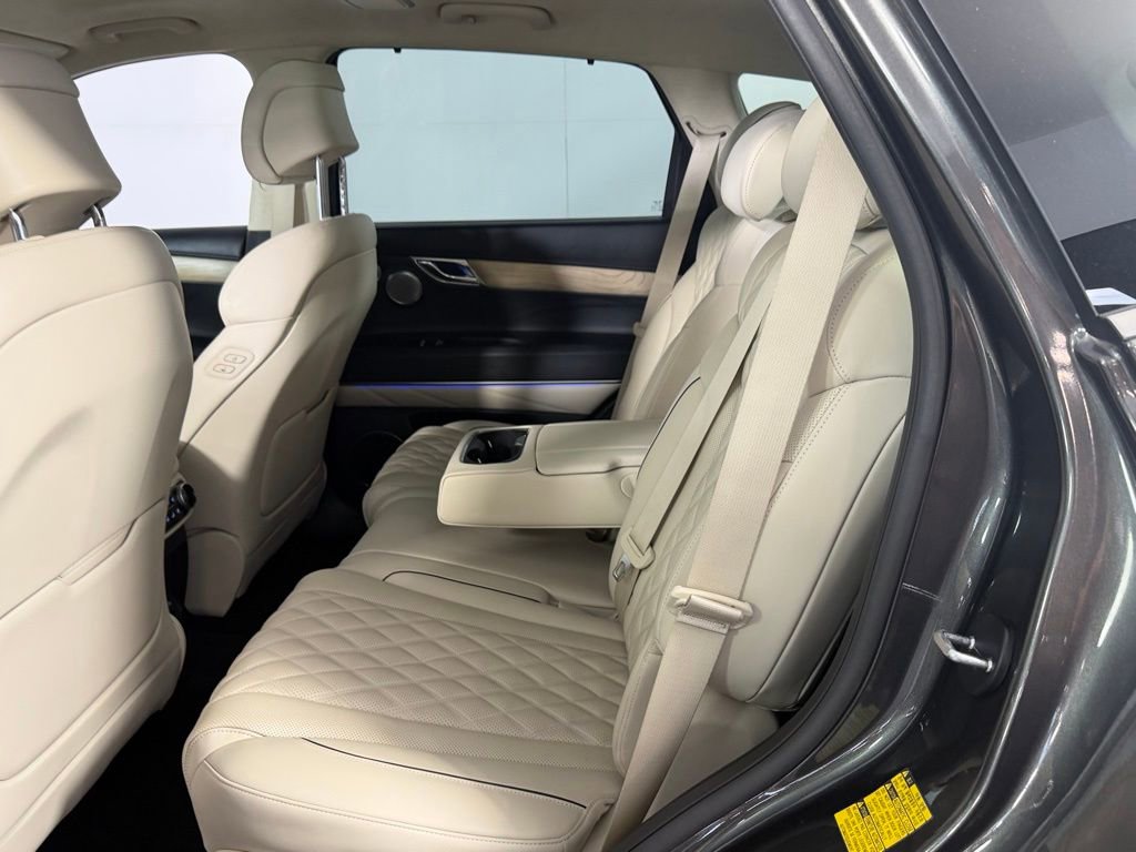 Used 2024 Genesis GV80 3.5T image 27