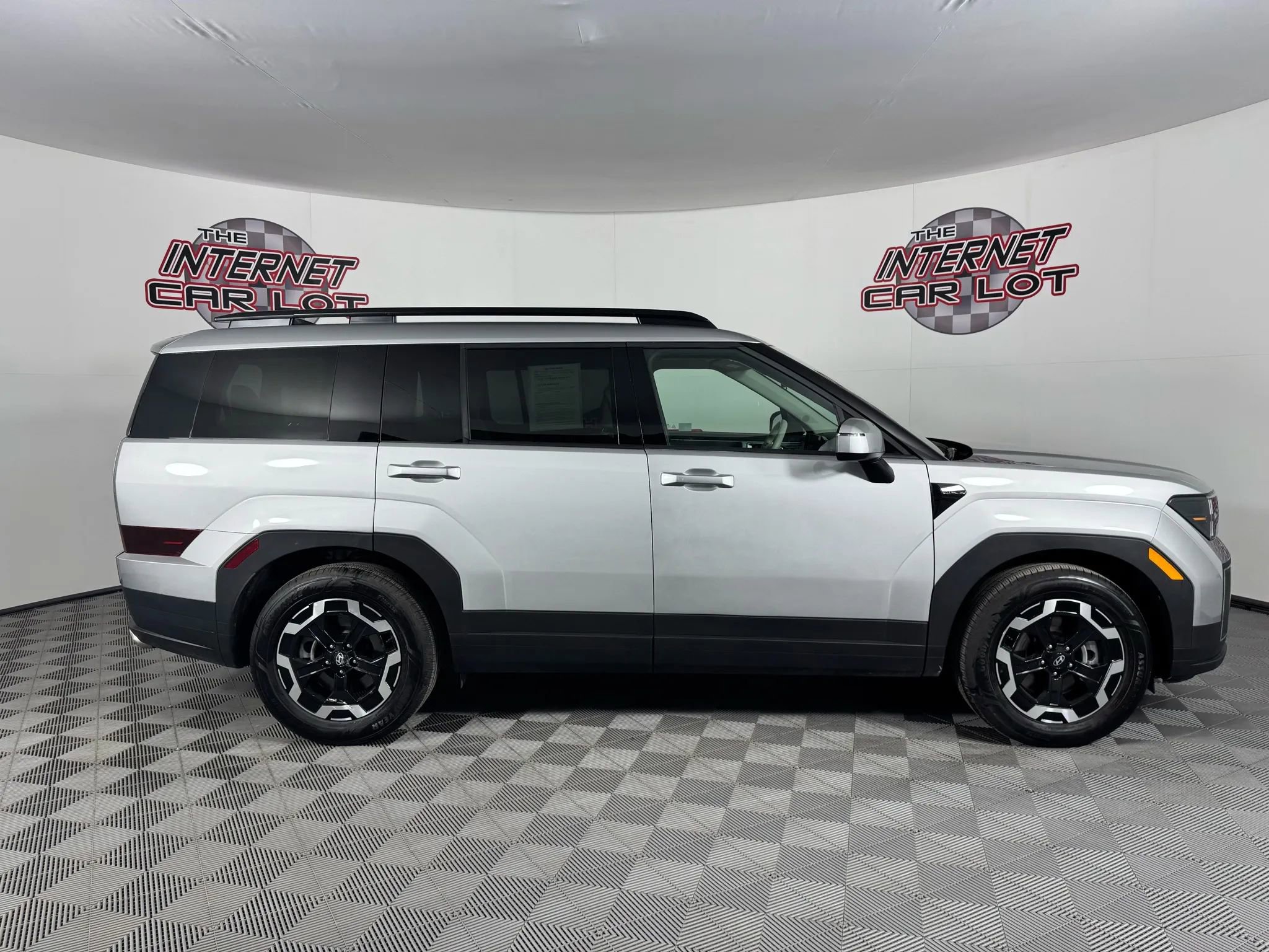 Used 2026 Hyundai Santa Fe SEL image 8