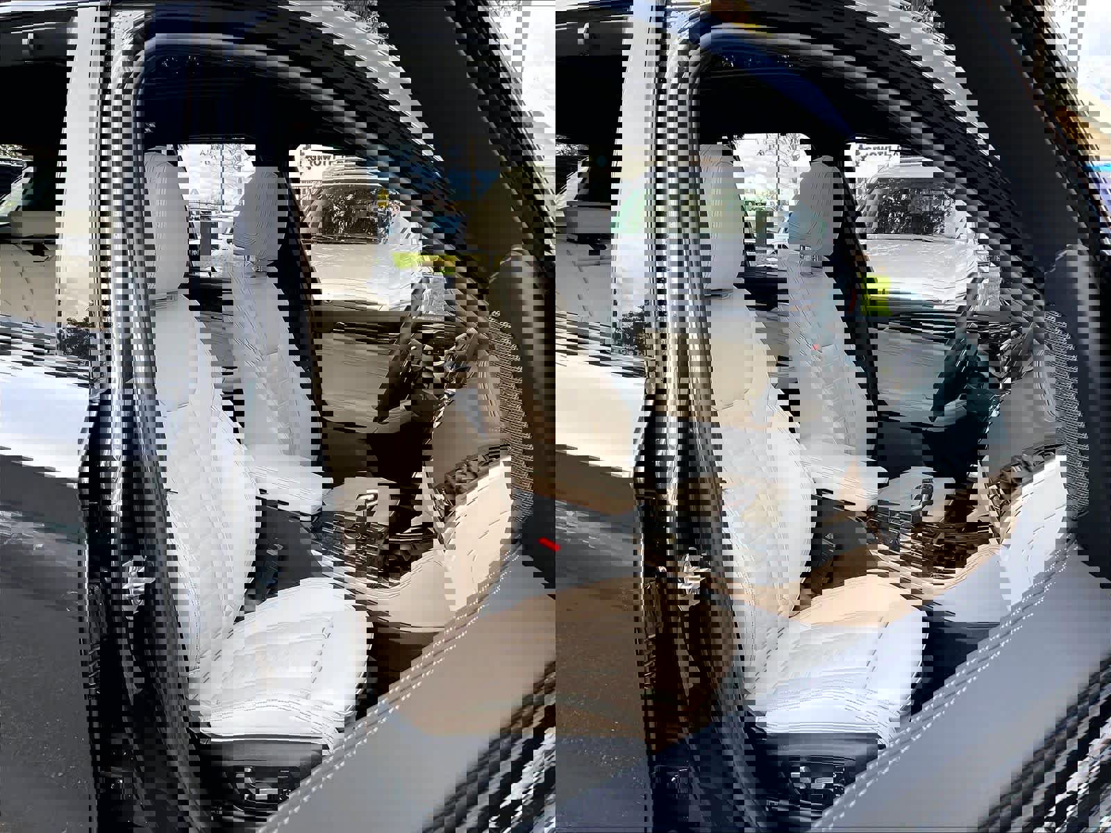 Used 2020 BMW X3 M w/ Executive Package image 9