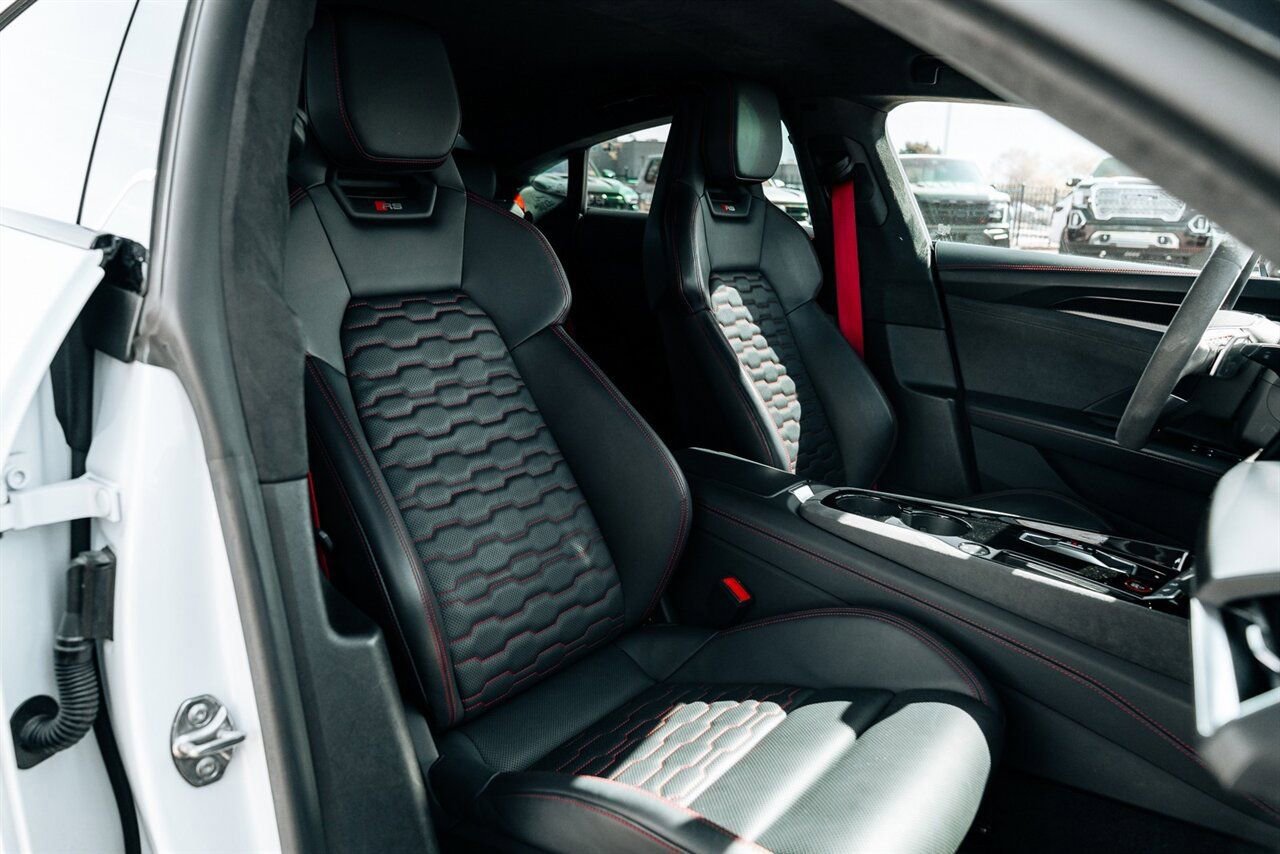 Used 2022 Audi RS e-tron GT w/ Year 1 Package image 51