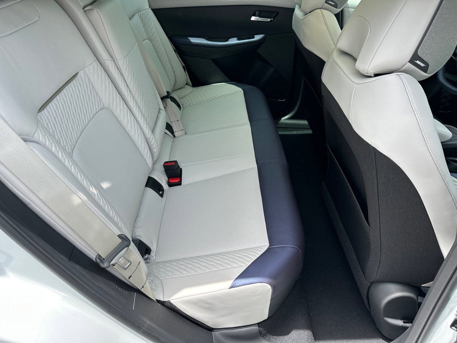 New 2026 Nissan Leaf Platinum+ FWD image 13
