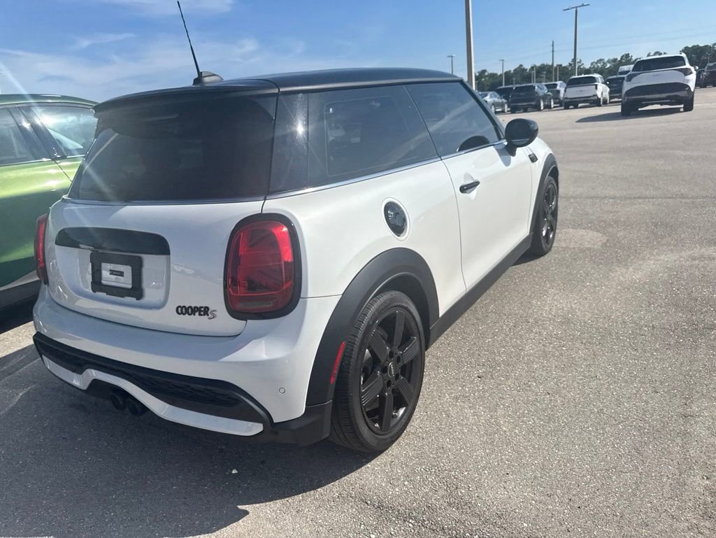 Used 2024 MINI Cooper S FWD image 6