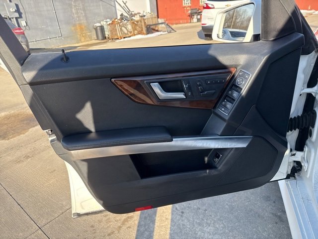 Used 2013 Mercedes-Benz GLK 350 4MATIC image 21