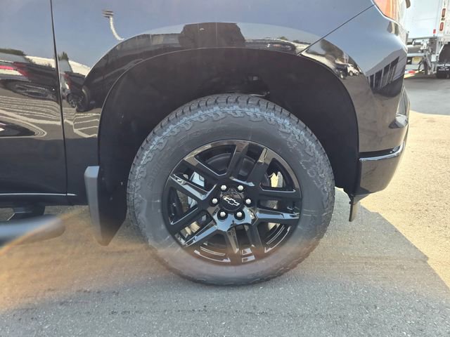 New 2025 Chevrolet Silverado 1500 Custom w/ Turbomax Blackout Package image 9